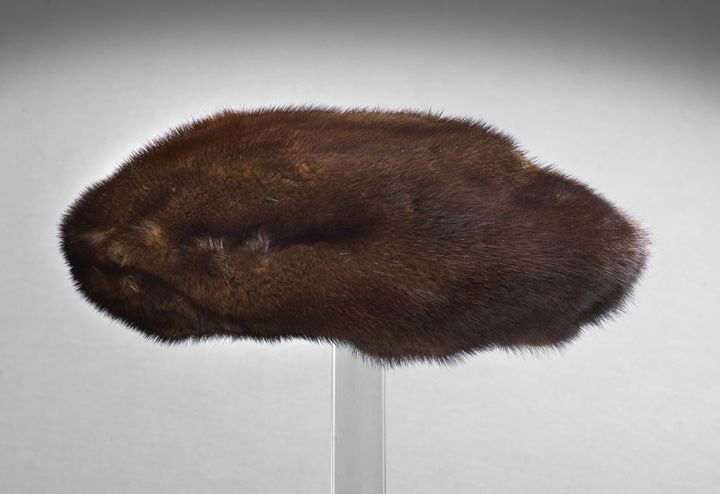 Floppy Style Mink Beret: Floppy Style Mink Beret, with grosgrain ribbon interior hat band, lined with cotton net, dia. 21-1/2". Provenance: Tamara de Lempicka (1898-1980), by bequest to her granddaughter.