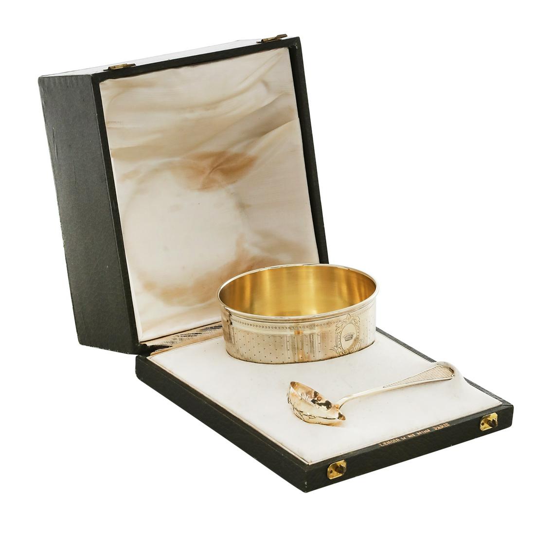 Cased French Silver Gilt Saupoudreuse Set (1 of 3)