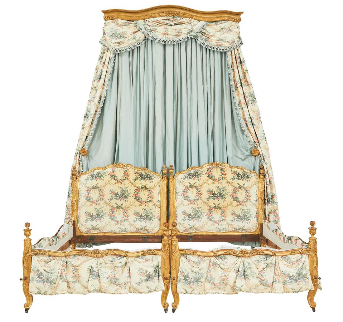 Pair of Louis-XV-Style Beds & Associated Valence (1 of 4)