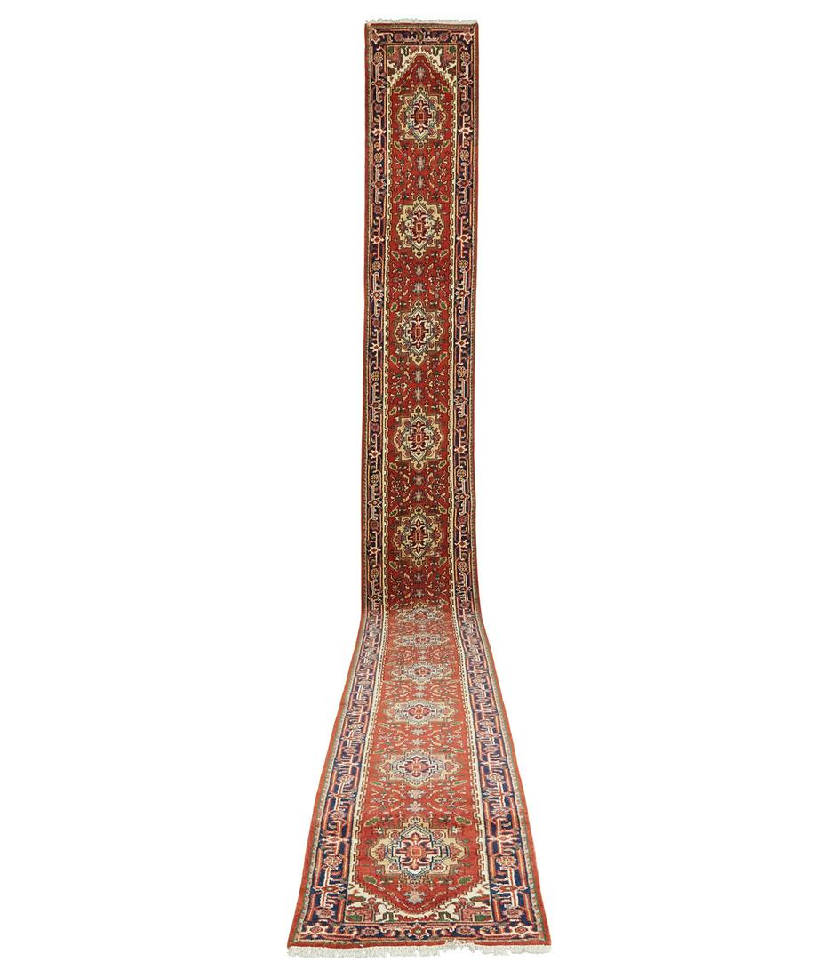 Agra Serapi Runner (1 of 1)