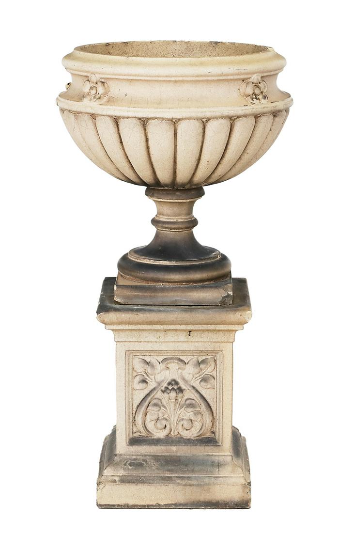 Edwardian Terracotta Garden Urn (1 of 2)