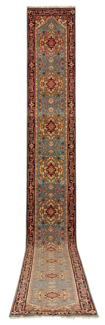 Agra Serapi Runner (1 of 1)