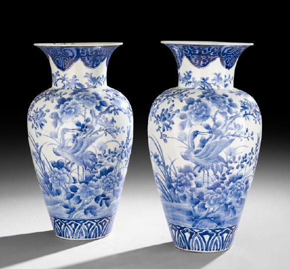 441 Large Pair of Japanese BlueandWhite Vases