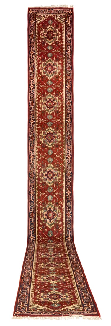 Agra Serapi Runner (1 of 1)