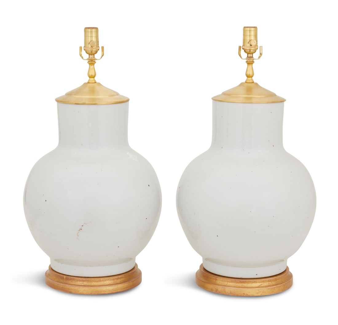 Pair of Chinese Porcelain Lamps (1 of 1)