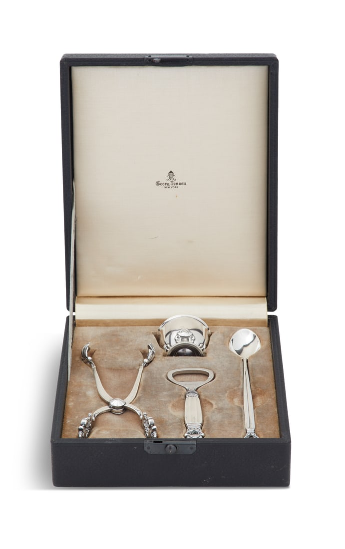 Georg Jensen "Acorn" Silver Cased Bar Set (1 of 6)