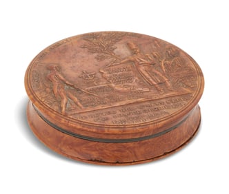 Restauration Pressed Wood Snuffbox