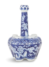 Chinese Export Blue and White Tulip Vase