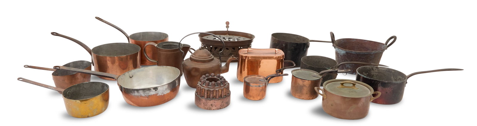 Collection of Copper and Brass Cookware: Collection of Copper and Brass Cookware 18th-20th century, English, Continental and American, including: a copper tea kettle, dovetailed with a wrought iron handle, h. 11", dia. 7-1/4", l. 1