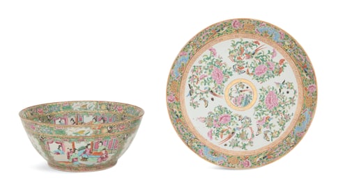 Two Pieces of Chinese Export Porcelain