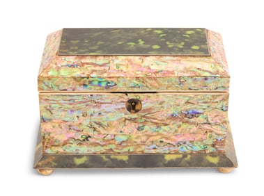 Green-Dyed Tortoiseshell and Abalone Tea Caddy