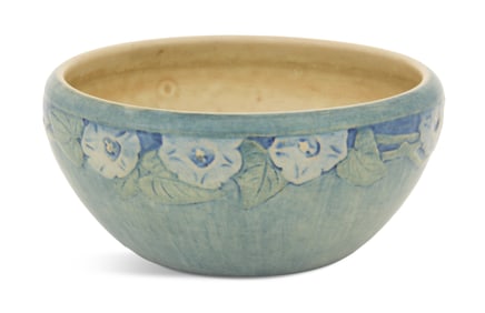 Newcomb College Art Pottery Bowl