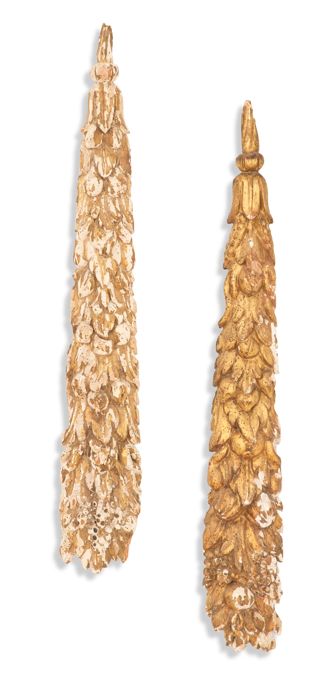 Pair of Italian Carved Giltwood Swags (1 of 5)