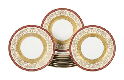 Set of Eleven Omeco Raised Gilt Service Plates