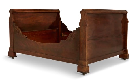 American Classical Mahogany Sleigh Bed
