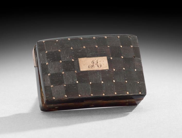 English Tortoiseshell Snuff Box: English Tortoiseshell Snuff Box, mid-19th century, decorated with a quilted pattern and an initialed escutcheon on the cover, w. 2-1/4", d. 1-3/4".
