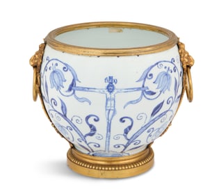 Rare Chinese Export "Crucifixion" Jar