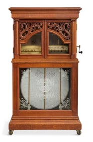 Regina Oak Automatic Changer Music Box