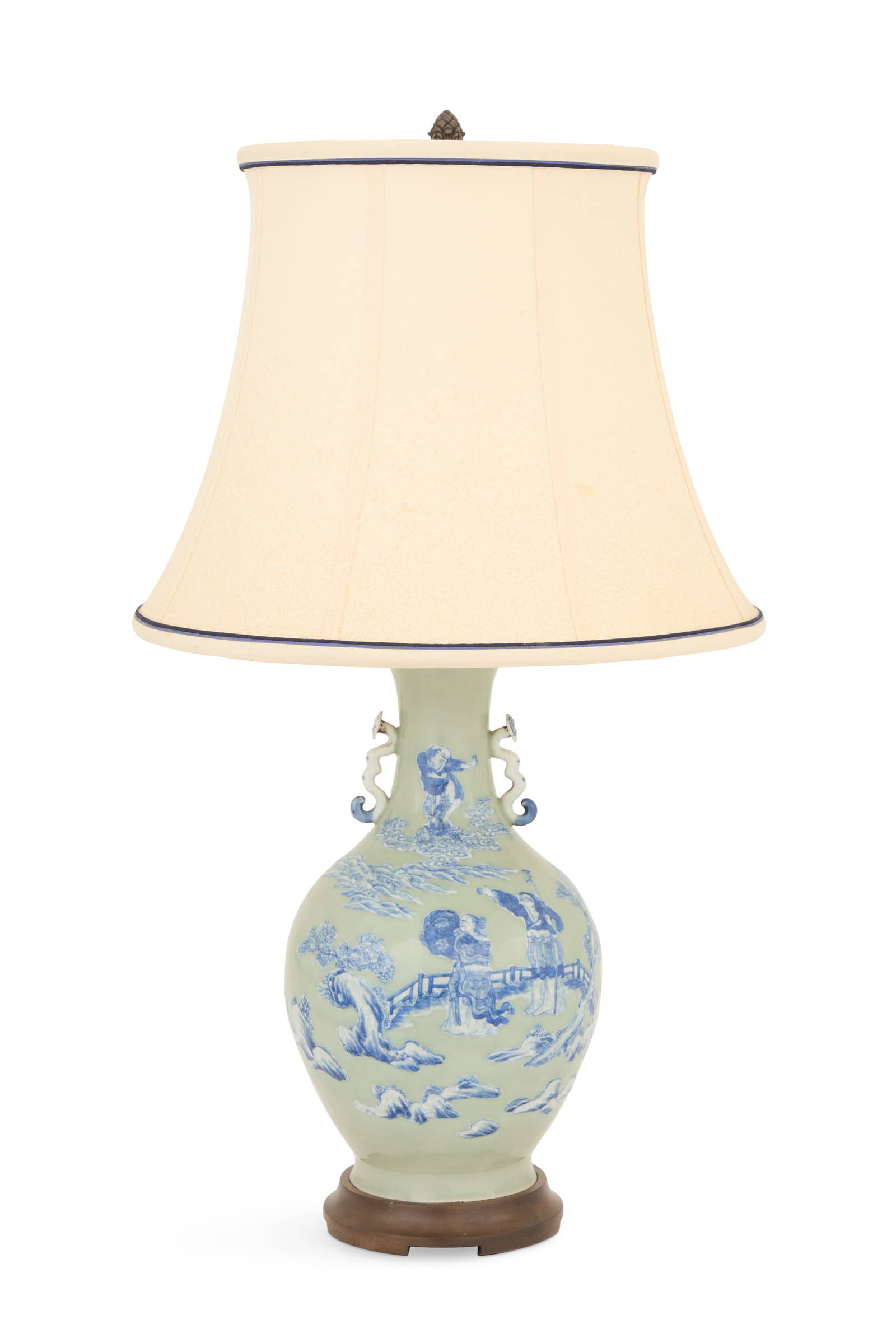 Chinese Porcelain Bottle Vase Lamp