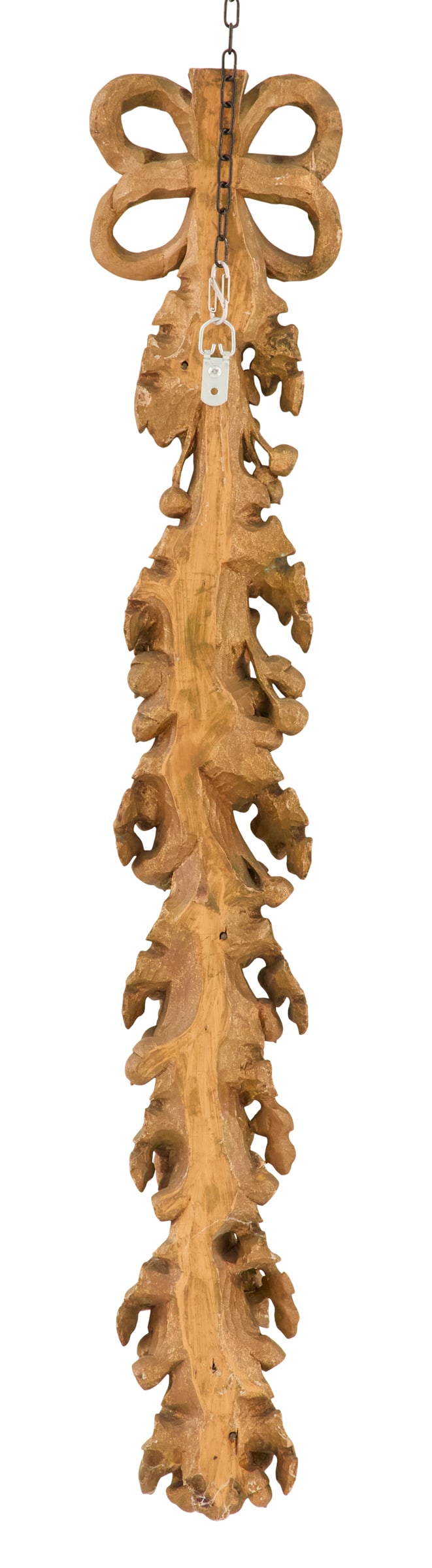 Carved Oak Swag of Leaves and Acorns - 2