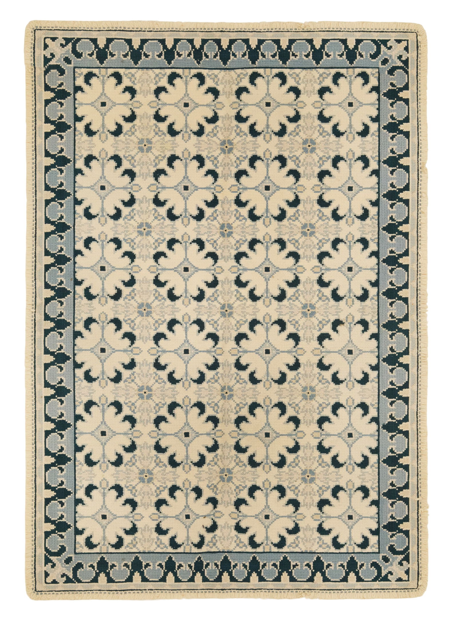 American Hooked Carpet: American Hooked Carpet 4' 2" x 6'