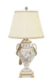 Chinese Export-Style Porcelain Urn