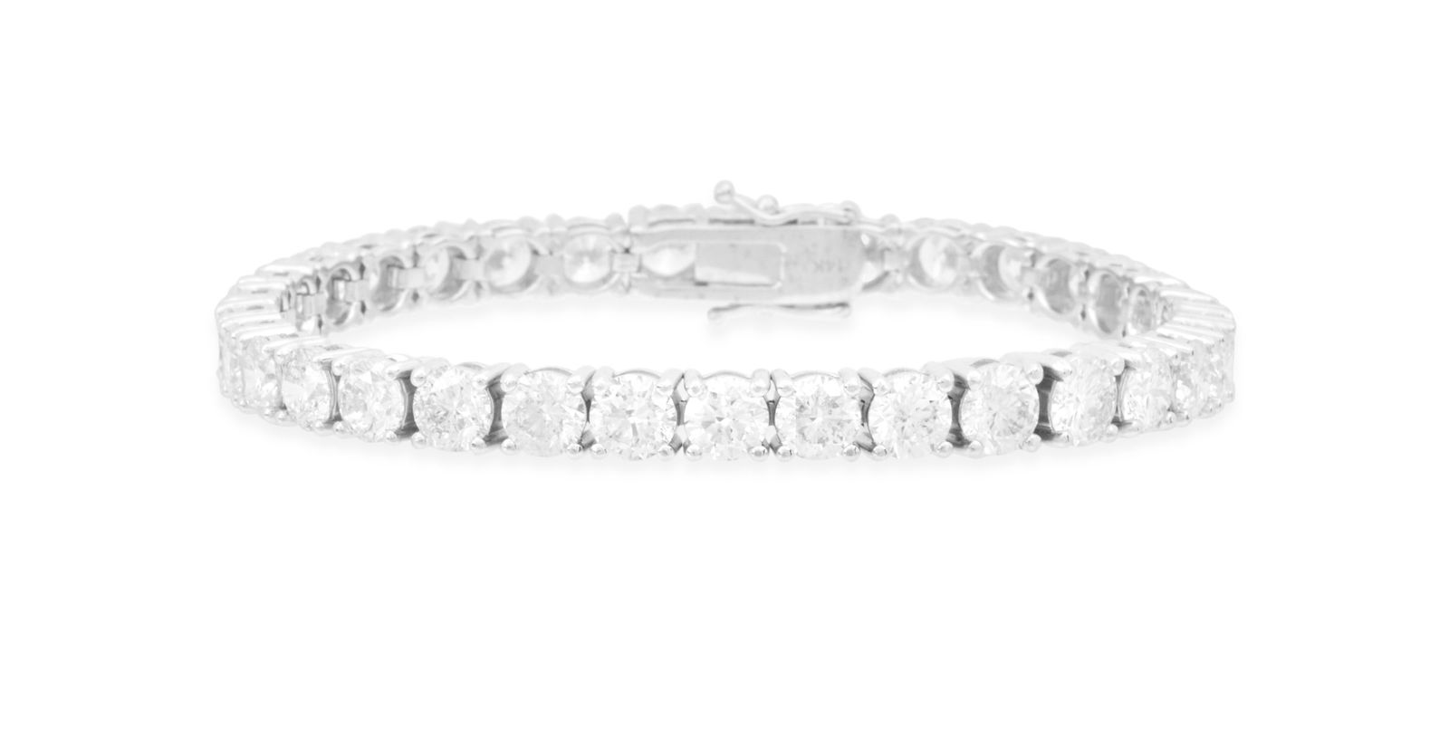Beautiful Diamond Tennis Bracelet: Beautiful Diamond Tennis Bracelet 14k white gold, the bracelet mounted with round brilliant-cut diamonds weighing approximately 17.65 carats in total. l. 7", total weight 21.2 grams