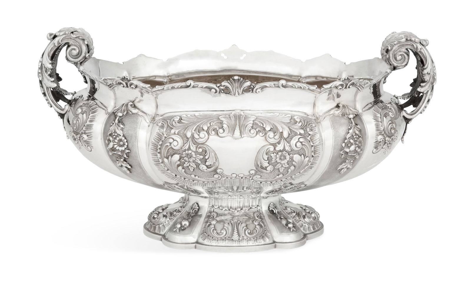 Impressive Sterling Silver Wine Cistern (1 of 4)