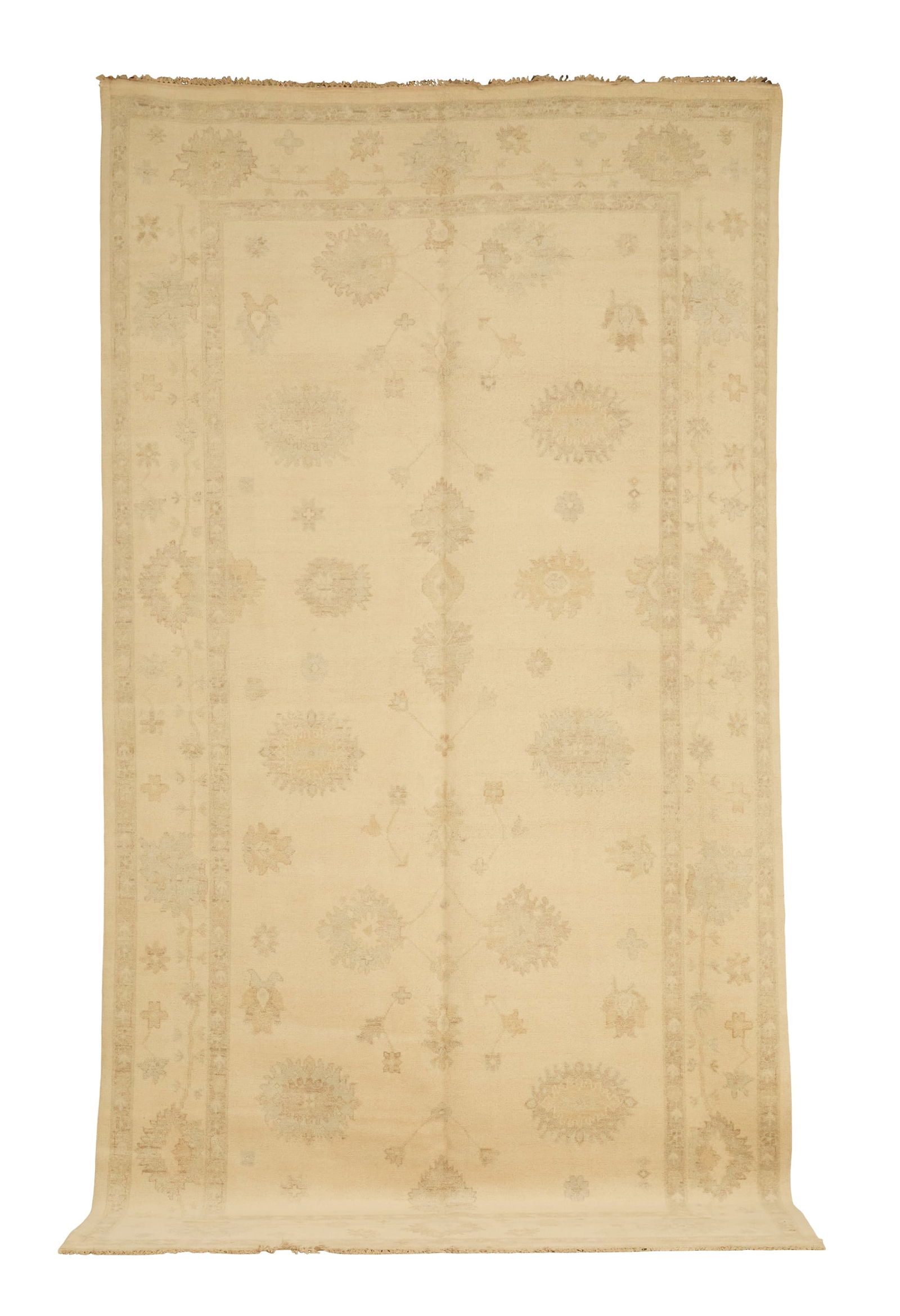 Turkish Angora Oushak Carpet: Turkish Angora Oushak Carpet8' 4" x 15' 5"