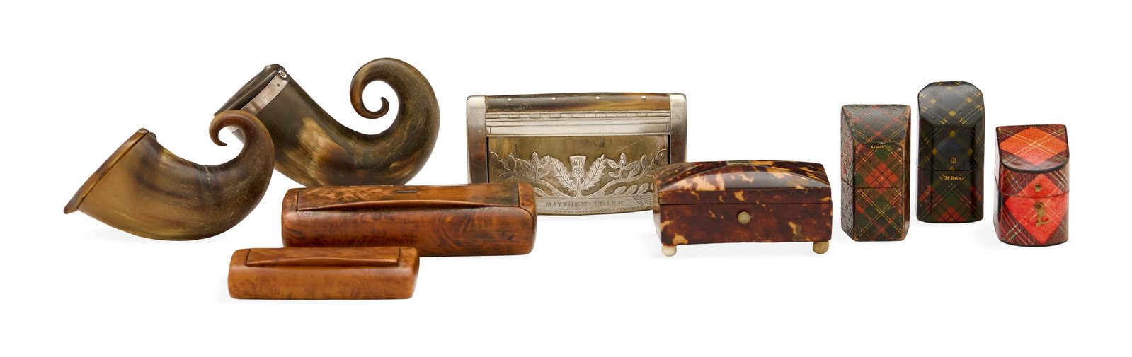 Collection of Nine Small Boxes: Collection of Nine Small Boxes 19th/20th century, the collection including two English ram's horn snuff mulls, one cap inlaid with a brass star and the other with a monogrammed silverplate roundel, l.