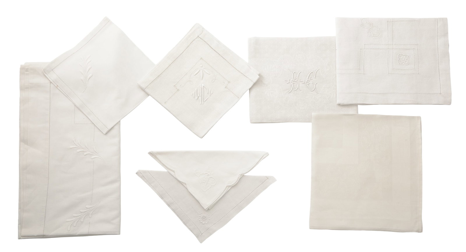 Collection of Vintage Linen (1 of 9)