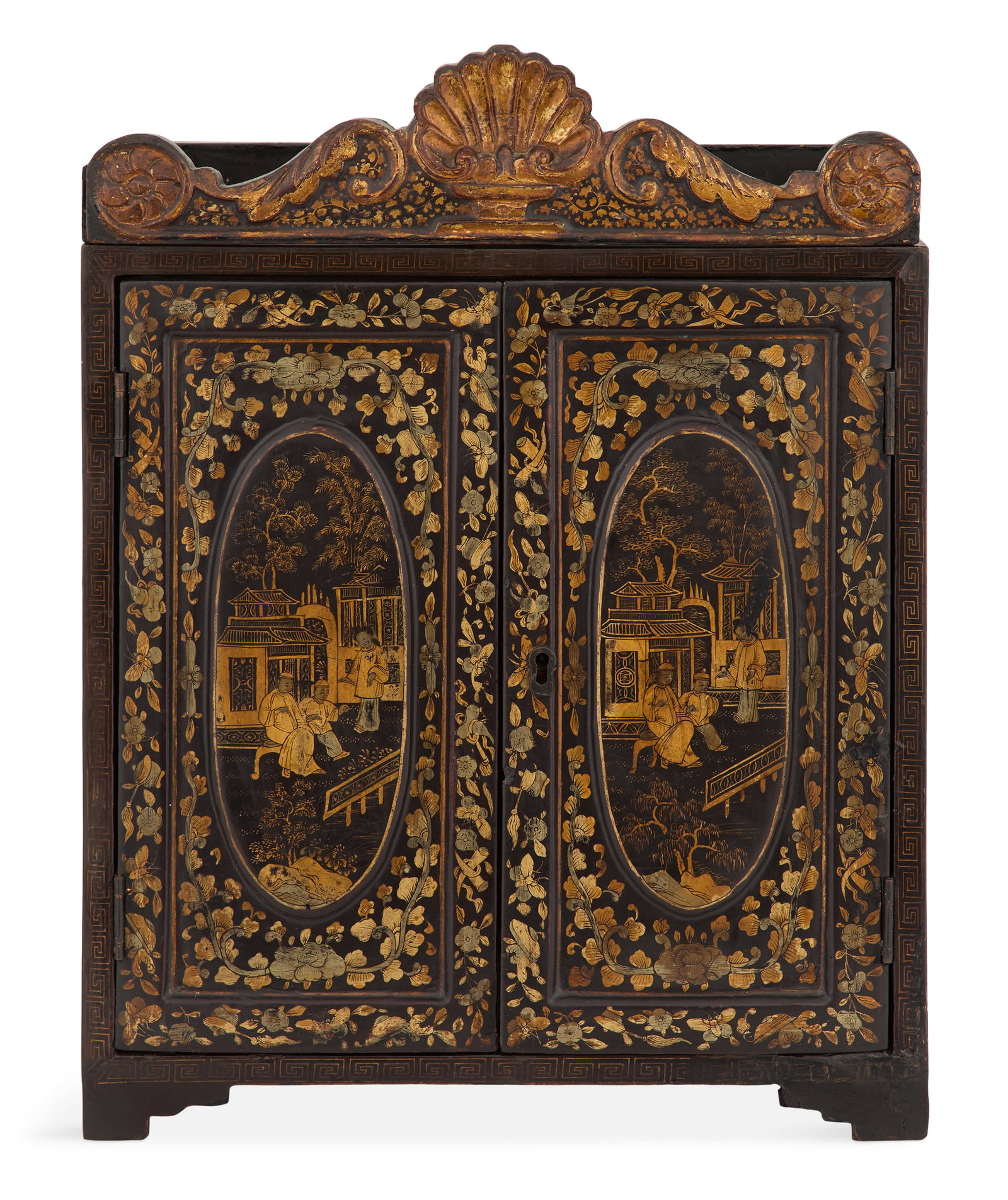Chinese Export Miniature Cabinet: Chinese Export Miniature Cabinet second quarter 19th century, the removable parcel-gilt crest decorated with a pediment with a central giltwood shell, flanked by leaf-carved scrolls, the ends with car