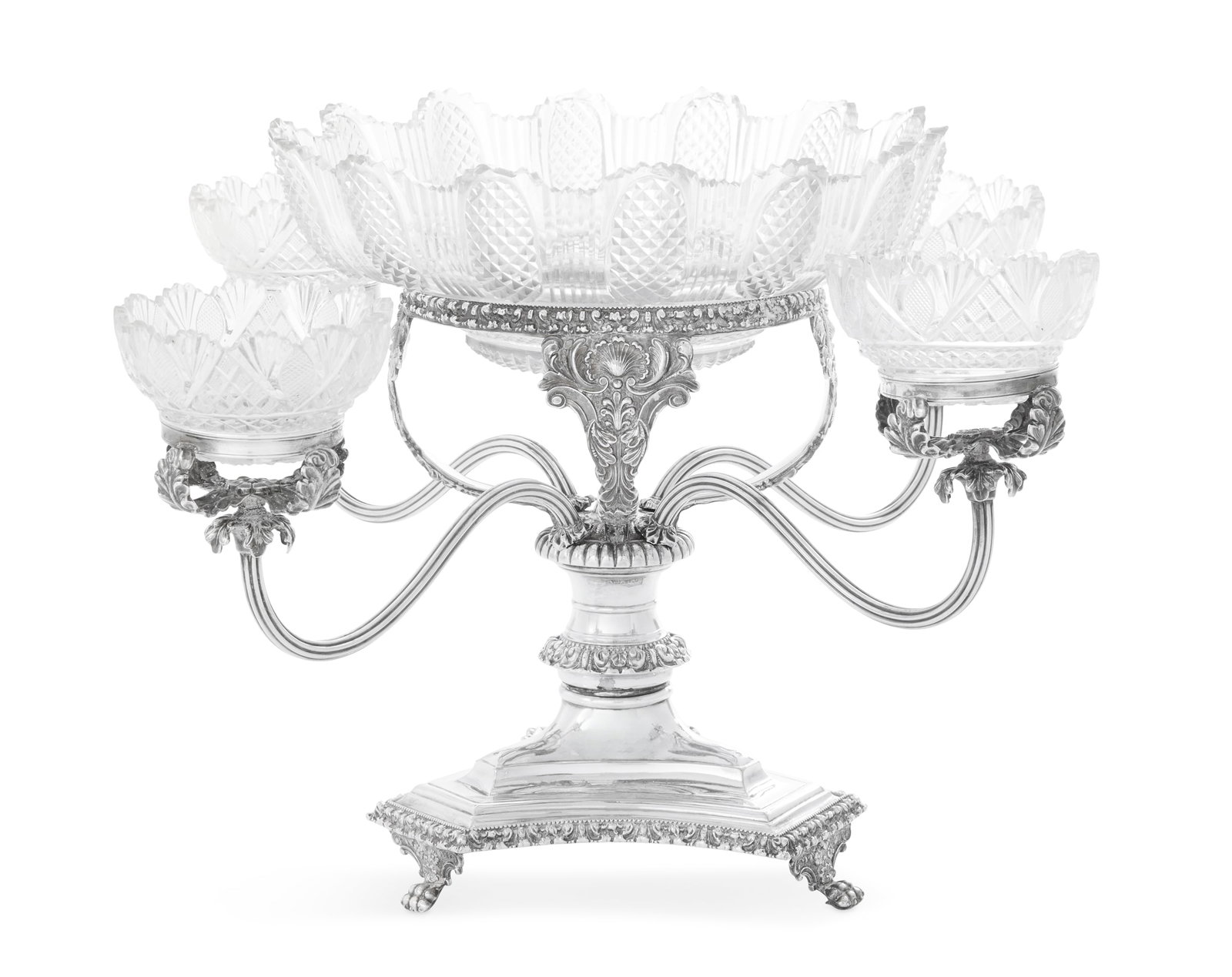 Early Victorian Silverplate Epergne: Early Victorian Silverplate Epergne second quarter 19th century, with a central circular receptacle of robust acanthus banding supported by four flat shell-and-acanthus uprights above a knopped standa