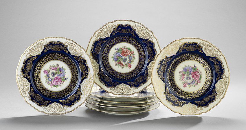 Set of Eight German Service Plates: Set of Eight German Service Plates, decorated with transfer-printed flowers, marked "Black Knight Hohenberg Studios Bavaria, Germany, 1925-41", dia. 10-1/2".