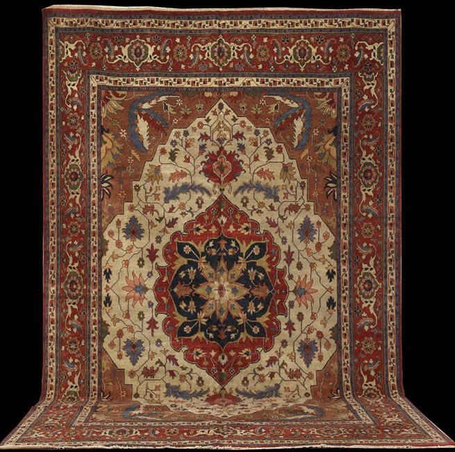 Agra Serapi Carpet: Agra Serapi Carpet, 11' 9" x 18'.