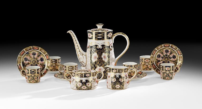 Fifteen Pieces of Royal Crown Derby: Assembled Fifteen-Piece Royal Crown Derby Coffee Set, 20th century, English, in the "Old Imari" and "Mikado" patterns, the set including a coffeepot, h. 9-1/4", a cream jug, h. 3-1/4", a sugar bowl, h