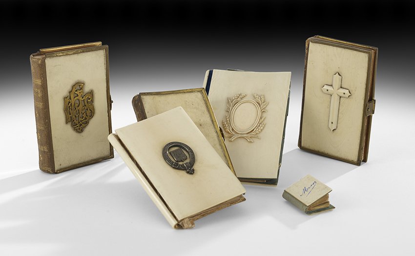 Group of Six British Miniature Books (1 of 1)