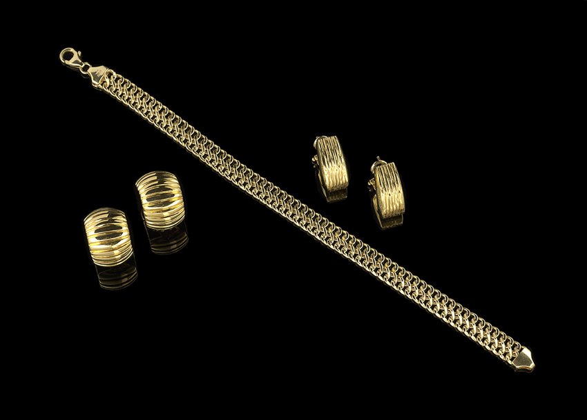 Three-Piece Italian 18 Kt. Gold Jewelry Suite (1 of 1)