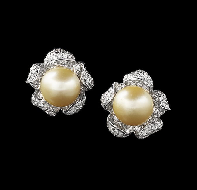 18 Kt. White Gold, Pearl and Diamond Earrings (1 of 1)