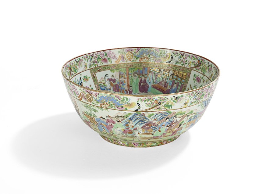 Chinese Export Rose Medallion Punch Bowl (1 of 2)