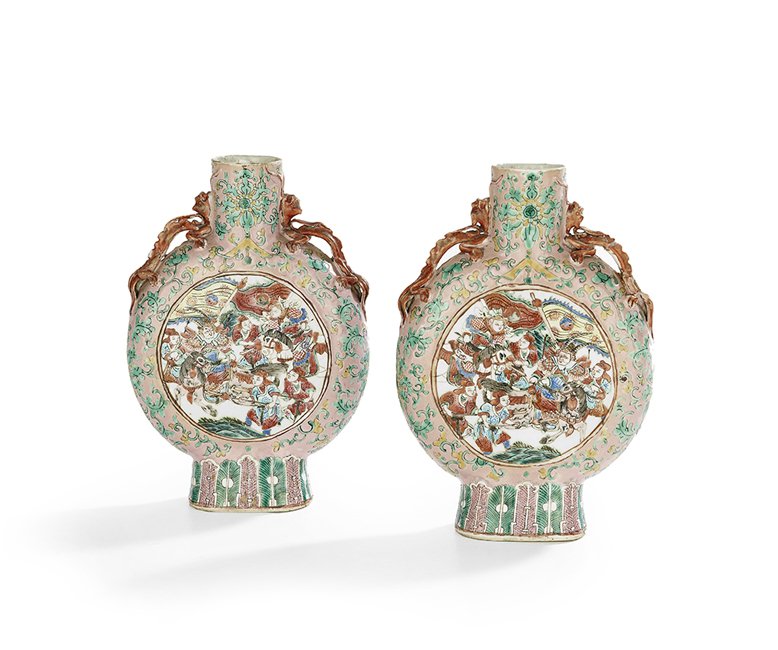 Pair of Chinese Export Porcelain Moon Flasks (1 of 2)