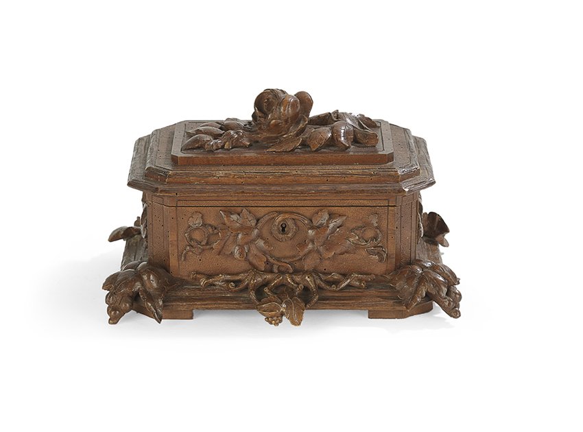 German Black Forest Carved Walnut Jewel Casket (1 of 2)