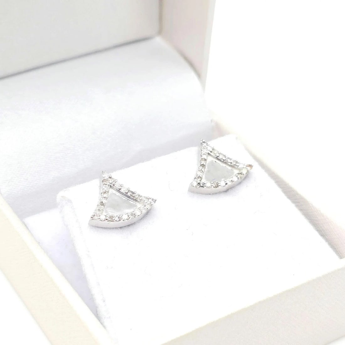 Triangle Sparkle 0.30ct Natural Diamond Earrings in 14K White Gold - Handcrafted: Handmade triangle-shaped diamond earrings in 14K white gold. 46 natural diamonds (0.30 ct) sparkle elegantly perfect for everyday wear or gifting.These triangle-inspired diamond earrings are handcraft