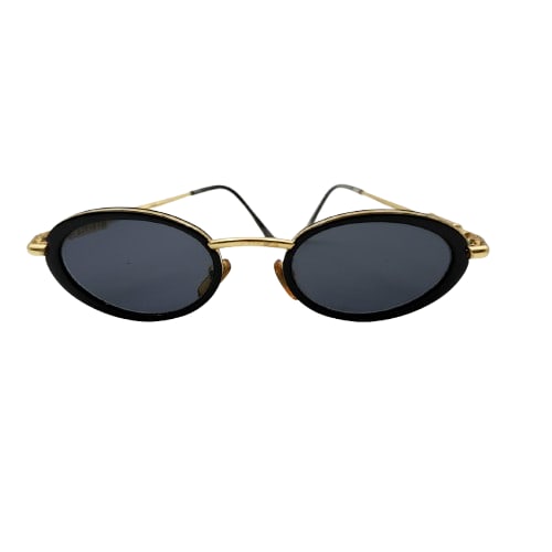 Versace Medusa Sunglasses: Versace Medusa Sunglasses, Dark Grey Lens, itage, sme noted gold tone lss please see all pictures