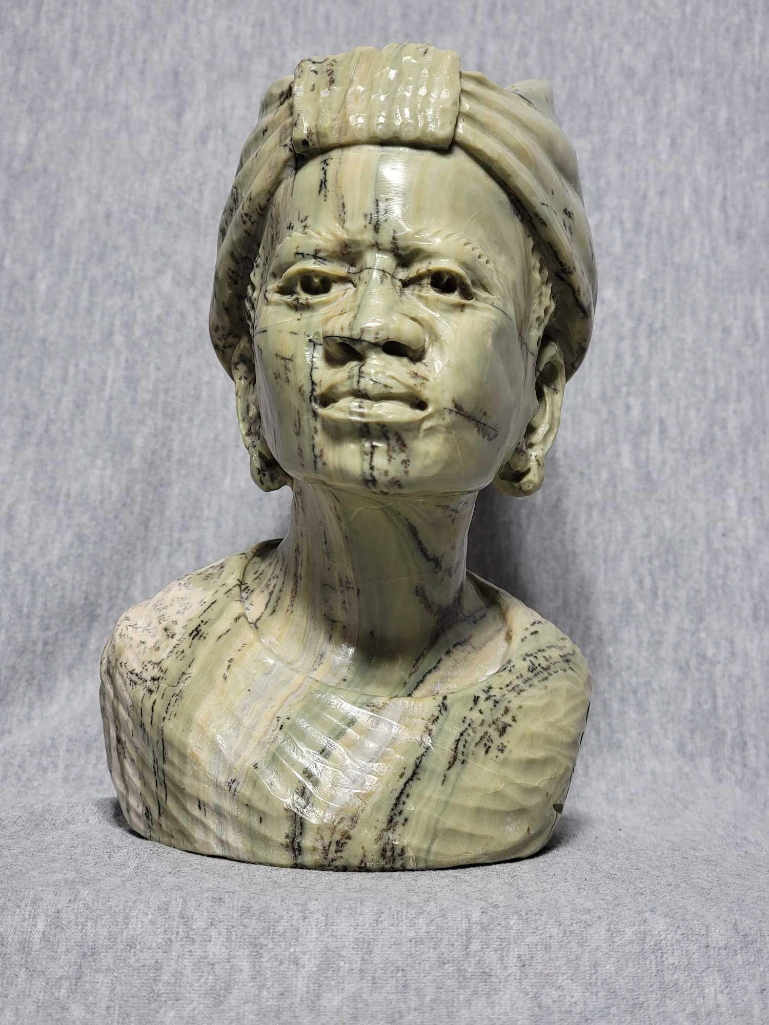 Shona Butter Jade Bust of a Woman. SIGNED by Artist N. TANDI.: Shona Butter Jade Bust of a Woman. SIGNED by Artist N. TANDI. Zimbabwe Sculpture from the Shona Villages. 6.5 x 4 x 5. B3