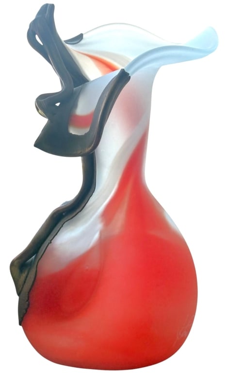 VASILE TUBI VADAN ART NOUVEAU ART GLASS VASE 10" H: Vasile Tubi Vadan sculptural art glass vase with a frosted white and vivid red body formed with an undulating flared rim. Applied dark-patinated metalwork wraps around the vessel in an organic Art Nou