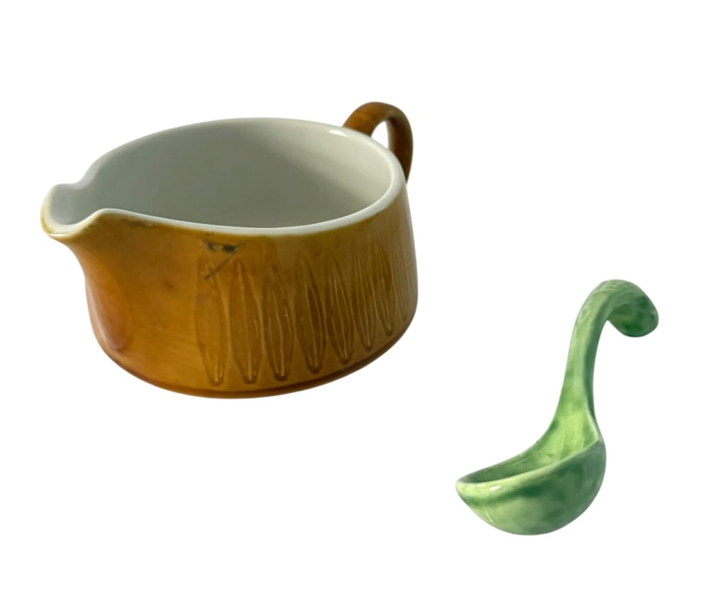 FRANCISCAN CERAMIC SAUCE PITCHER & SPOON (1 of 3)