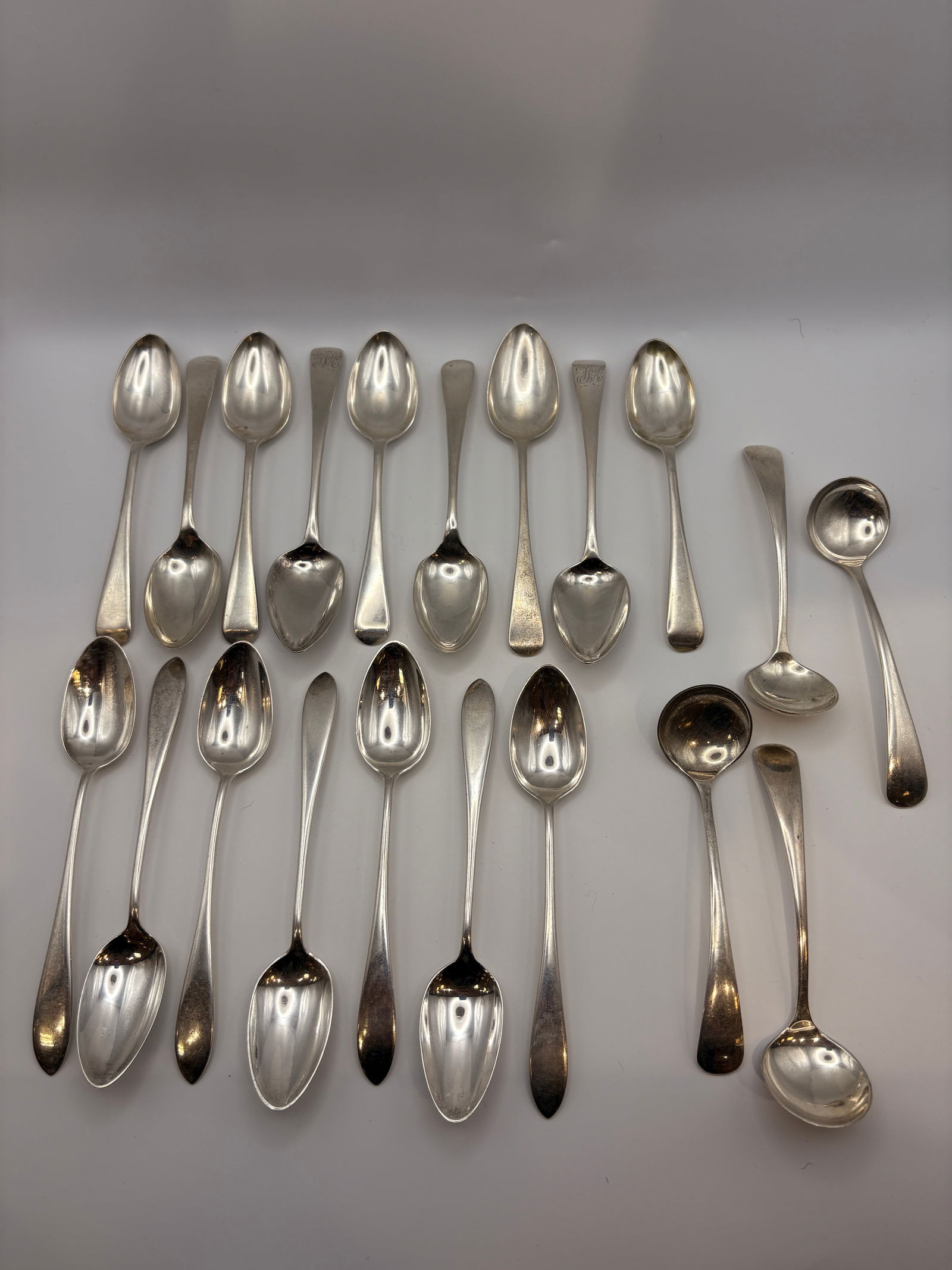 20 Old English Sterling Silver Spoons (1 of 10)