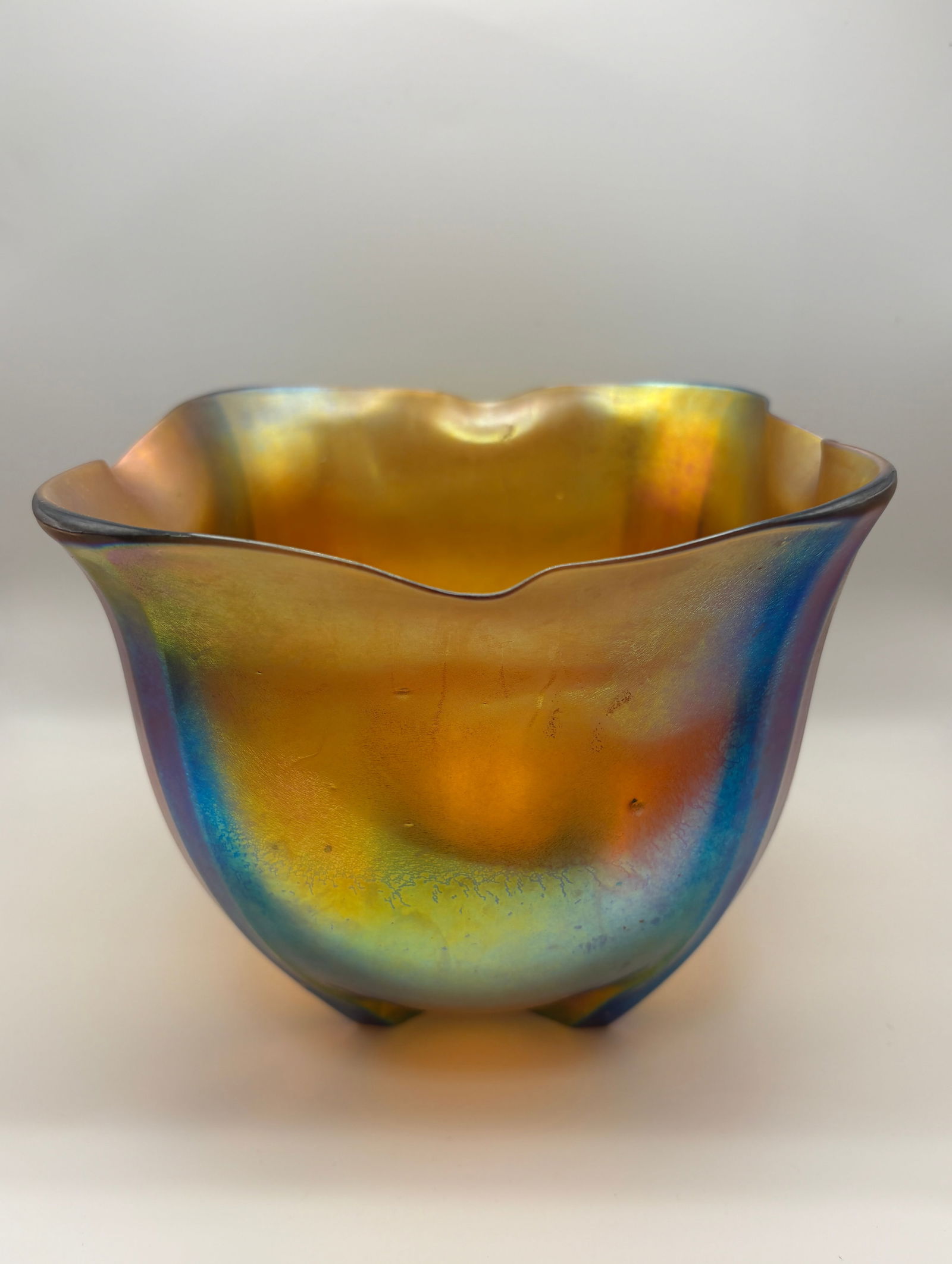 Steuben Gold Aurene Iridescent Glass Bowl (1 of 4)