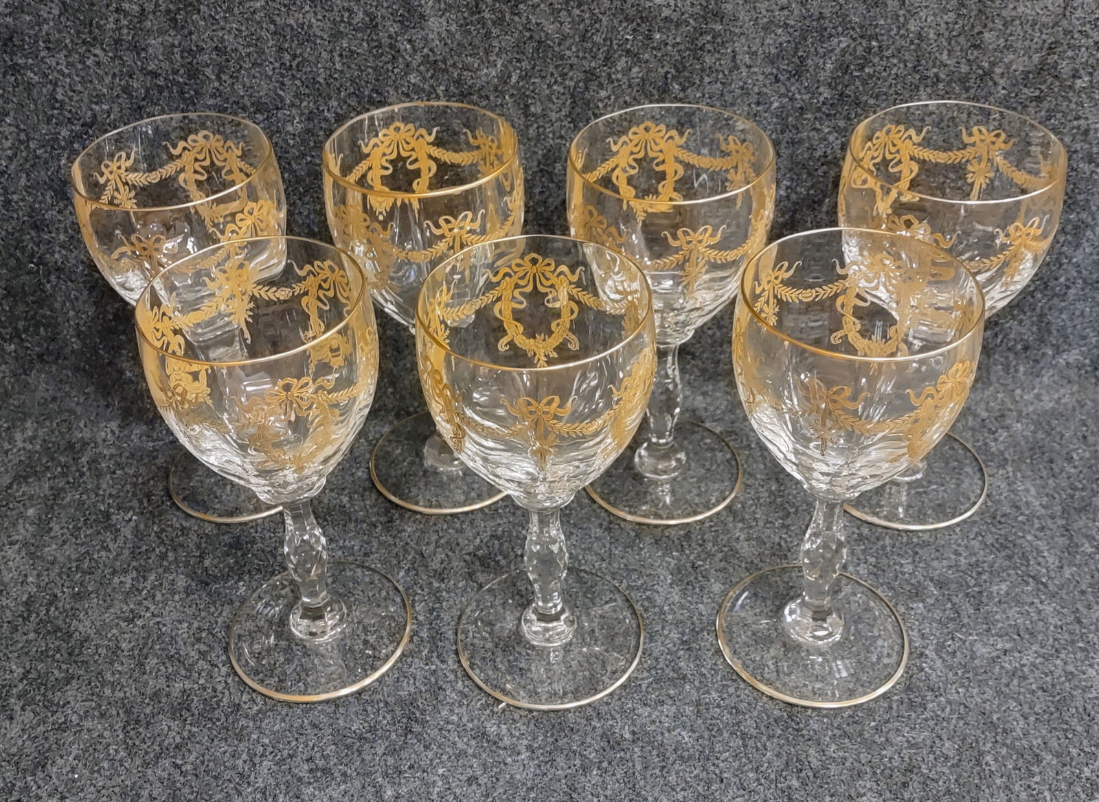 7 French Gilded Saint-Louis Stemware Wine Glasses Lot 3 (1 of 3)